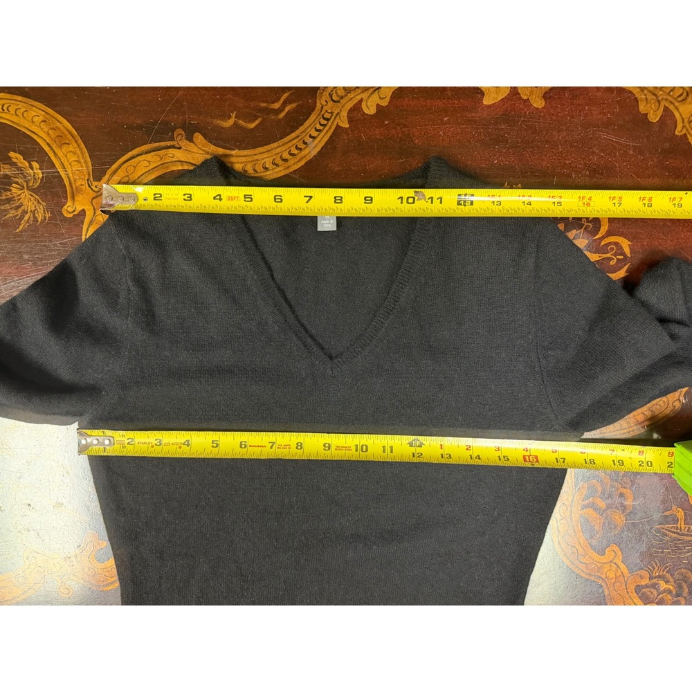 Apt 9 Womens Black 100% Cashmere V Neck Long Sleeve Sweater Minimalist Career M - Picture 5 of 13